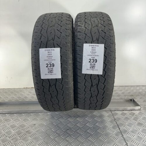 Pneumatici Usati 215 65 R16 98H Toyo OpenCountry Estive
