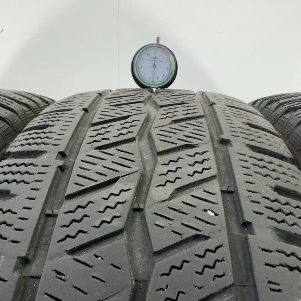 Pneumatici Usati 235 65 R16C 115 113R Hankook Winter Icept LV 78% Invernali | Gomme Usate | PrimaGomme.it Pneumatici Usati 235 65 R16C 115 113R Hankook Winter Icept LV 78% Invernali - immagine 2