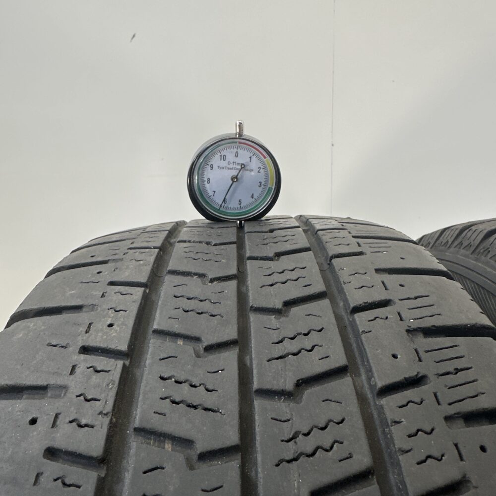Pneumatici Usati 215 65 R15C 104/102T Goodyear UltraGrip 90% Invernali | Gomme Usate | PrimaGomme.it Pneumatici Usati 215 65 R15C 104/102T Goodyear UltraGrip 90% Invernali - immagine 2