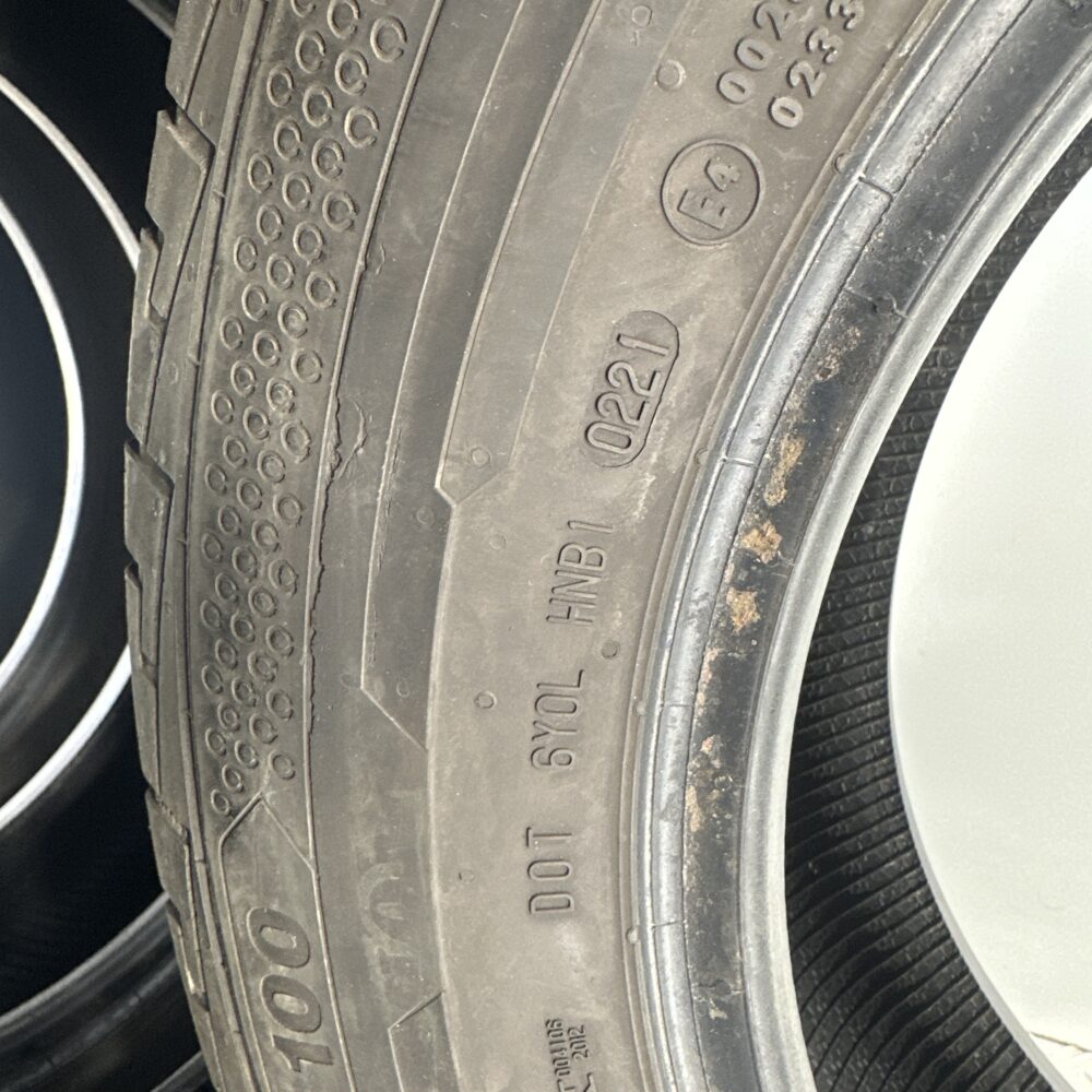 Pneumatici Usati 215 65 R16C 106/104T Continental Vancontact100 71% Estive | Gomme Usate | PrimaGomme.it Pneumatici Usati 215 65 R16C 106/104T Continental Vancontact100 71% Estive - immagine 5