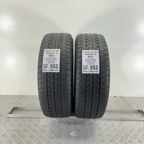 Pneumatici Usati 215 70 R15C 109/107S Goodyear Ultra Grip Invernali