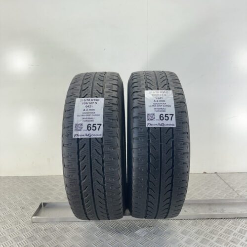 Pneumatici Usati 215 70 R15C 109/107S Goodyear Ultra Grip Cargo Invernali