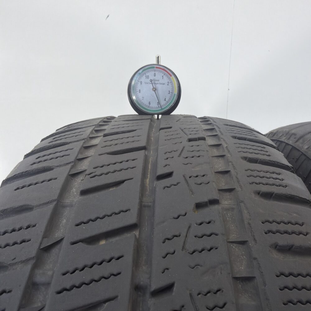 Gomme Usate 215 65 R15C 104 102T Toyo Tires Celsius Cargo Invernali | Gomme Usate | PrimaGomme.it Gomme Usate 215 65 R15C 104 102T Toyo Tires Celsius Cargo Invernali - immagine 4