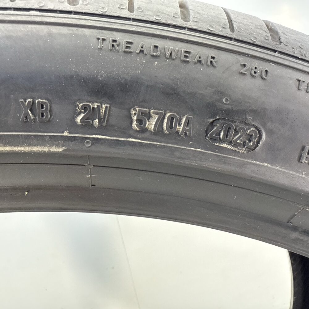 Gomma Usata 325 30 ZR23 XL 103Y Pirelli P Zero 81% Estive | Gomme Usate | PrimaGomme.it Gomma Usata 325 30 ZR23 XL 103Y Pirelli P Zero 81% Estive - immagine 5