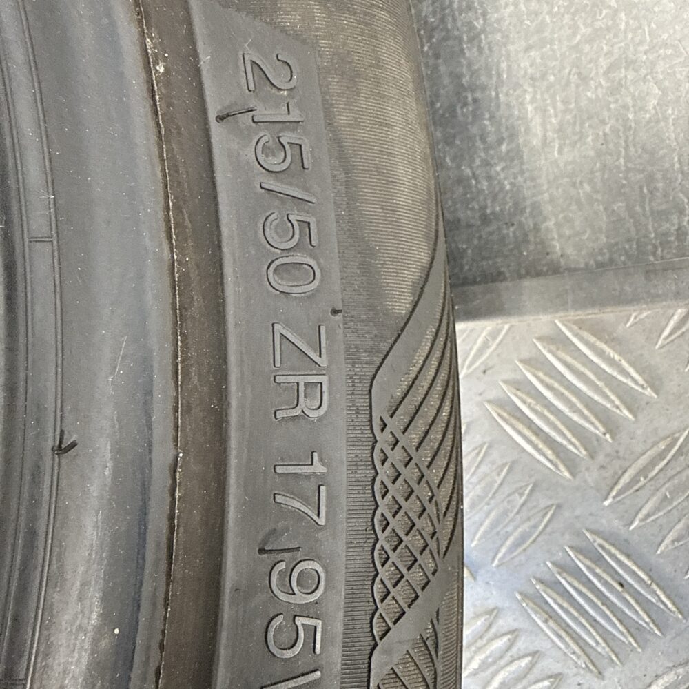 Gomme Usate 215 50 ZR17 95W Vredestein Ultrasatin 78% Estive | Gomme Usate | PrimaGomme.it Gomme Usate 215 50 ZR17 95W Vredestein Ultrasatin 78% Estive - immagine 10