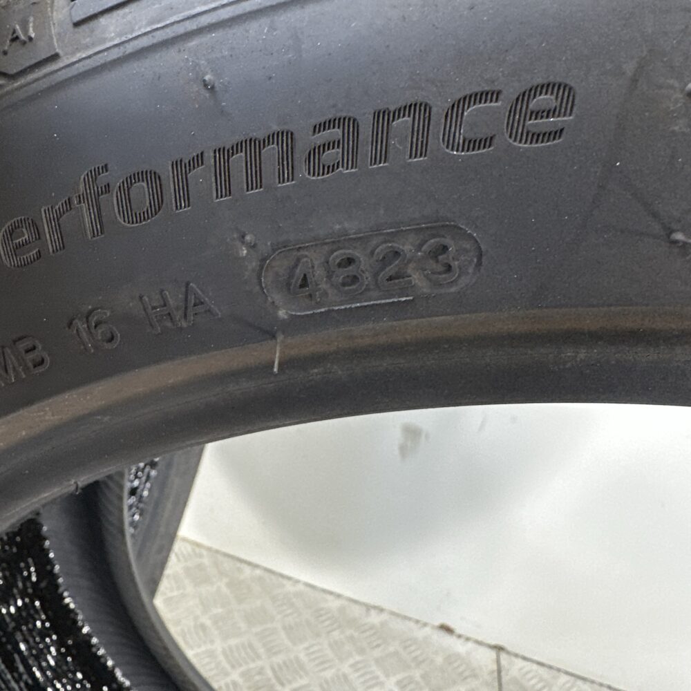 Gomme Usate 235 45 R21 101T Hankook Ventus S1Evo 3 80% Estive | Gomme Usate | PrimaGomme.it Gomme Usate 235 45 R21 101T Hankook Ventus S1Evo 3 80% Estive - immagine 7