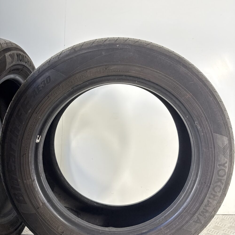 Gomme Usate 185 60 R15 88H Yokohama Blue-Earth FE AE30 Estive | Gomme Usate | PrimaGomme.it Gomme Usate 185 60 R15 88H Yokohama Blue-Earth FE AE30 Estive - immagine 5