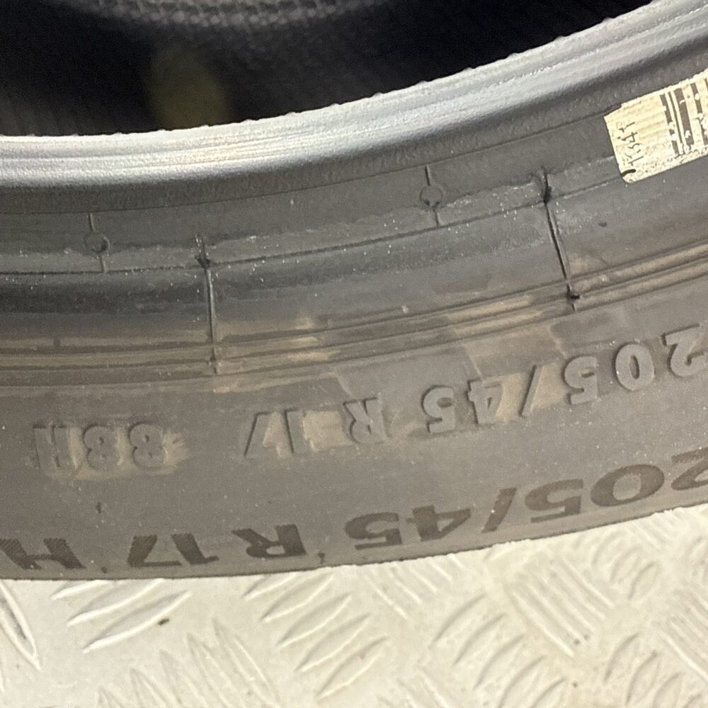 Gomme Usate 205 45 R17 XL 88H Continental Ecocontact 6 Estive | Gomme Usate | PrimaGomme.it Gomme Usate 205 45 R17 XL 88H Continental Ecocontact 6 Estive - immagine 5