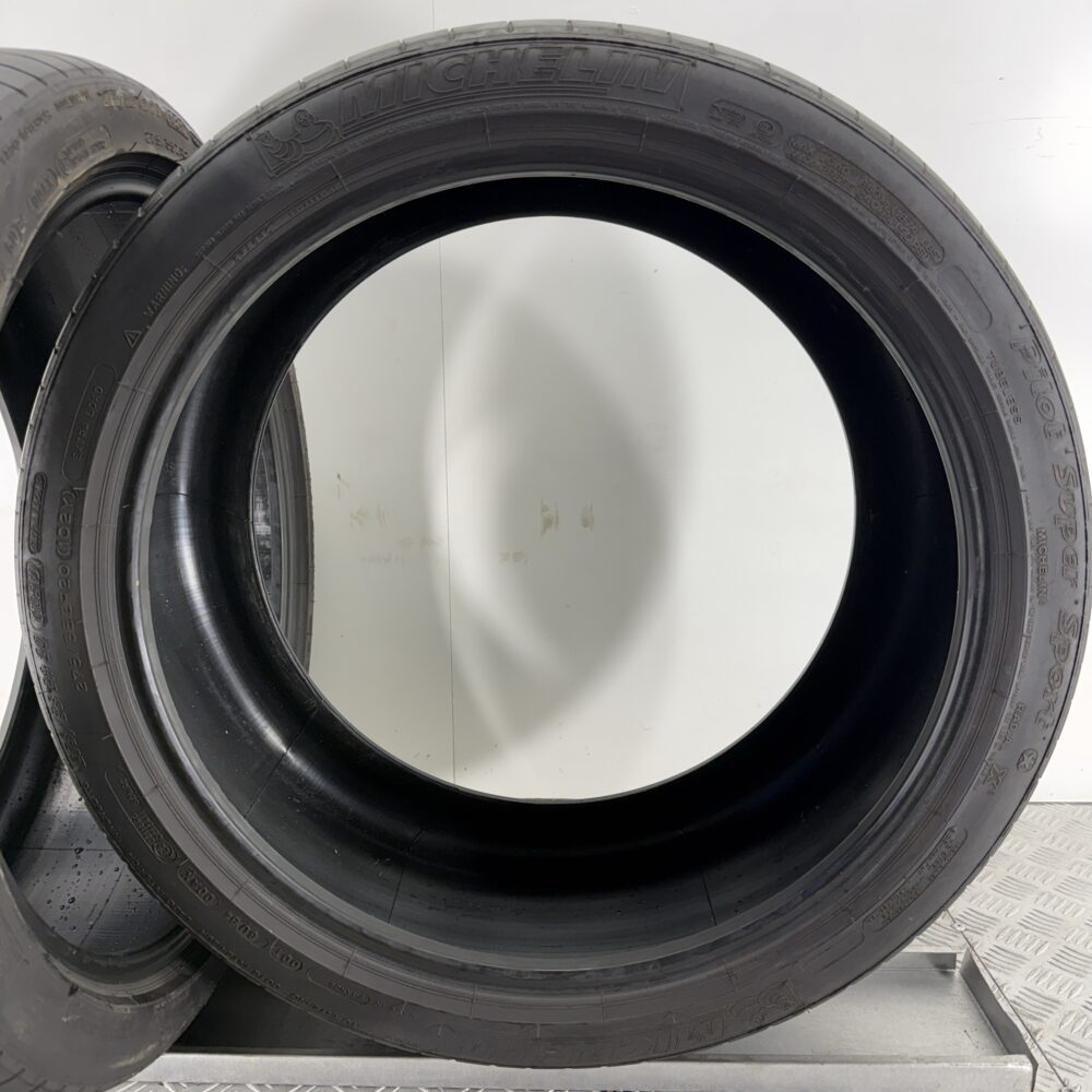 Gomme Usate 275 35 ZR20 102Y Michelin Pilot Super Sport 74% Estive | Gomme Usate | PrimaGomme.it Gomme Usate 275 35 ZR20 102Y Michelin Pilot Super Sport 74% Estive - immagine 9