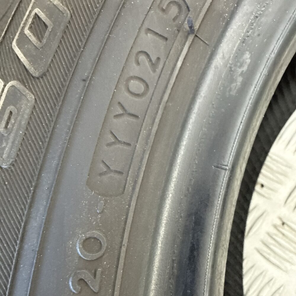 Gomme Usate 205 60 R16 92H Yokohama Advan A-460 Estive | Gomme Usate | PrimaGomme.it Gomme Usate 205 60 R16 92H Yokohama Advan A-460 Estive - immagine 4