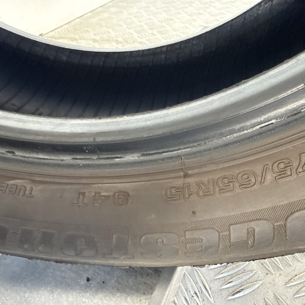Gomme Usate 175 65 R15 84T Bridgestone B250 Estive | Gomme Usate | PrimaGomme.it Gomme Usate 175 65 R15 84T Bridgestone B250 Estive - immagine 4