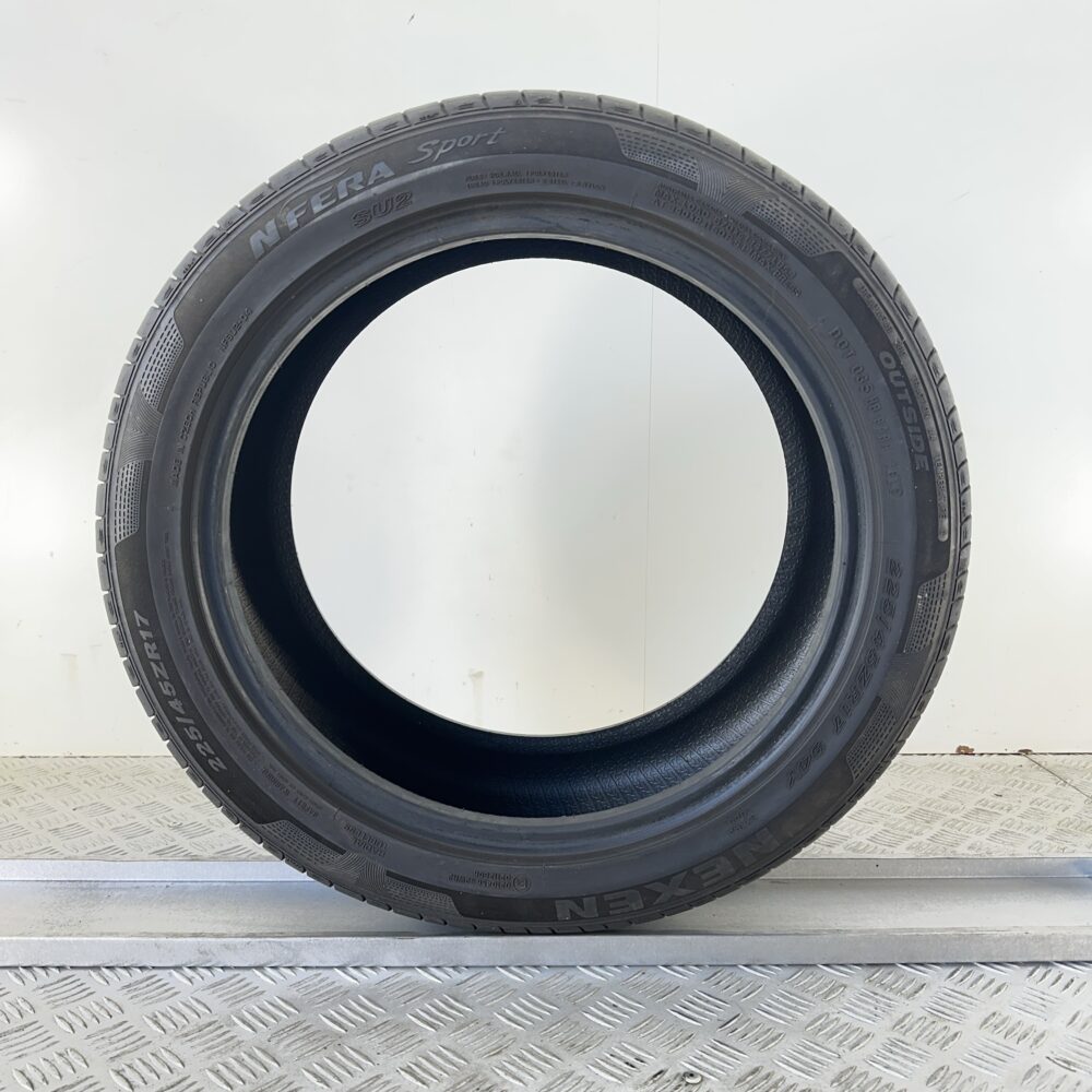 Pneumatico Usato 225 45 ZR17 94Y Nexen Nsfera Sport Estivo | Gomme Usate | PrimaGomme.it Pneumatico usato 225 45 ZR17 Nexen Nsfera Sport - foto 3
