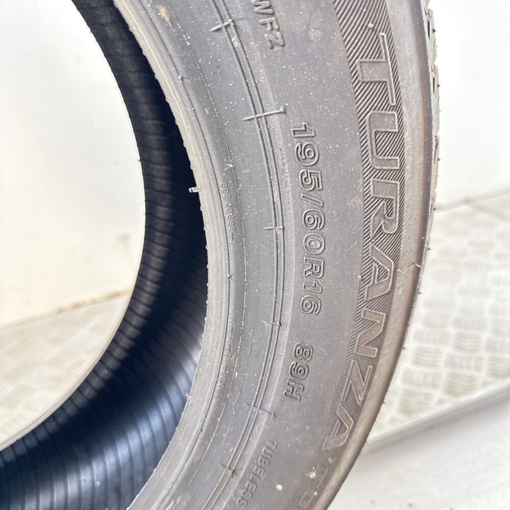 Pneumatico Usato 195 60 R16 89H Bridgestone Turanza T001 93% Estivo | Gomme Usate | PrimaGomme.it Pneumatico usato 195 60 R16 Bridgestone Turanza T001