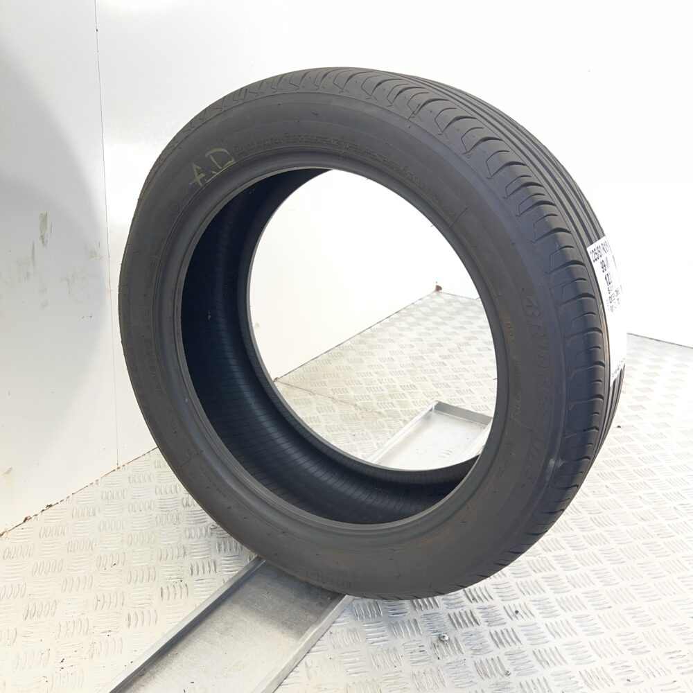 Pneumatico Usato 225 50 R18 99W BRIDGESTONE Turanza T001 77% Estivo | Gomme Usate | PrimaGomme.it Pneumatico usato 225 50 R18 BRIDGESTONE Turanza T001