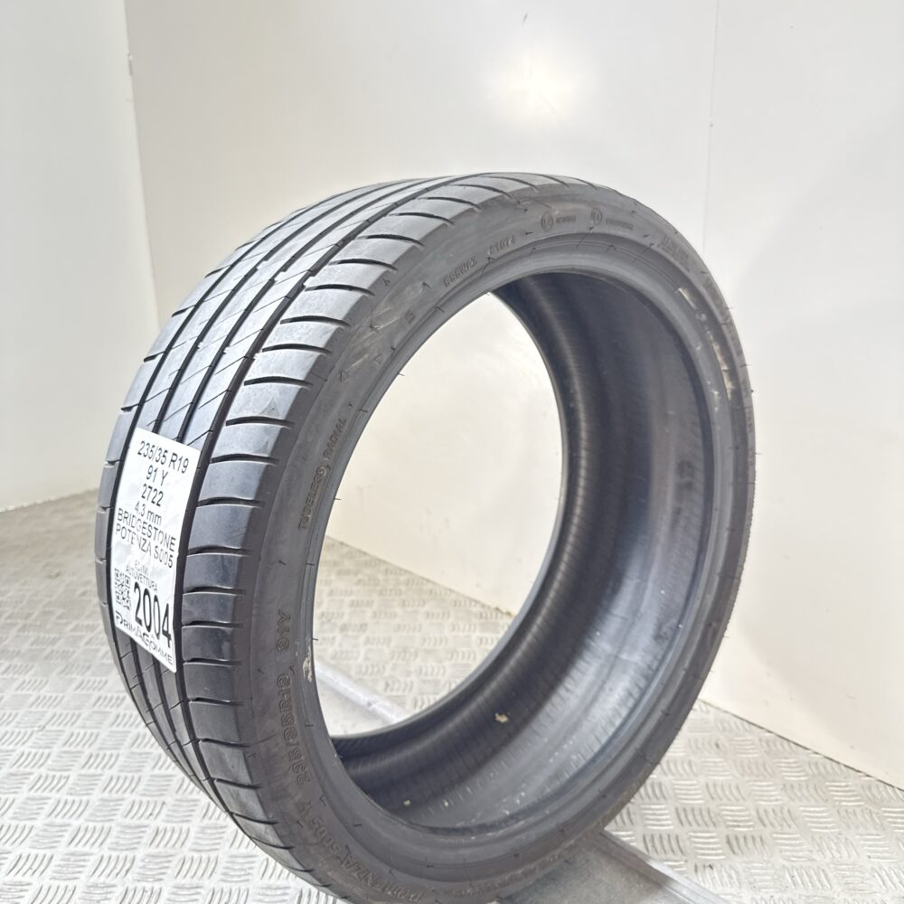 Pneumatico Usato 235 35 R19 91Y Bridgestone Potenza S005 Estivo | Gomme Usate | PrimaGomme.it Pneumatico usato 235 35 R19 Bridgestone Potenza S005 - foto 3