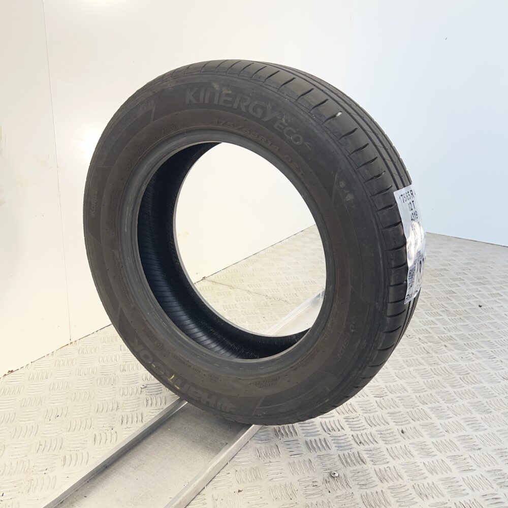 Pneumatico Usato 175 65 R14 82T HANKOOK Kinergy Eco2 Estivo | Gomme Usate | PrimaGomme.it Pneumatico usato 175 65 R14 HANKOOK Kinergy Eco2