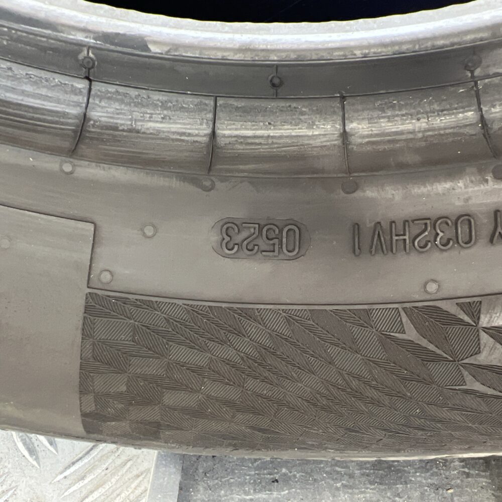 Pneumatico Usato 225 65 R17 102H CONTINENTAL UltraContact 79% Estivo | Gomme Usate | PrimaGomme.it Pneumatico usato 225 65 R17 CONTINENTAL UltraContact - foto 3