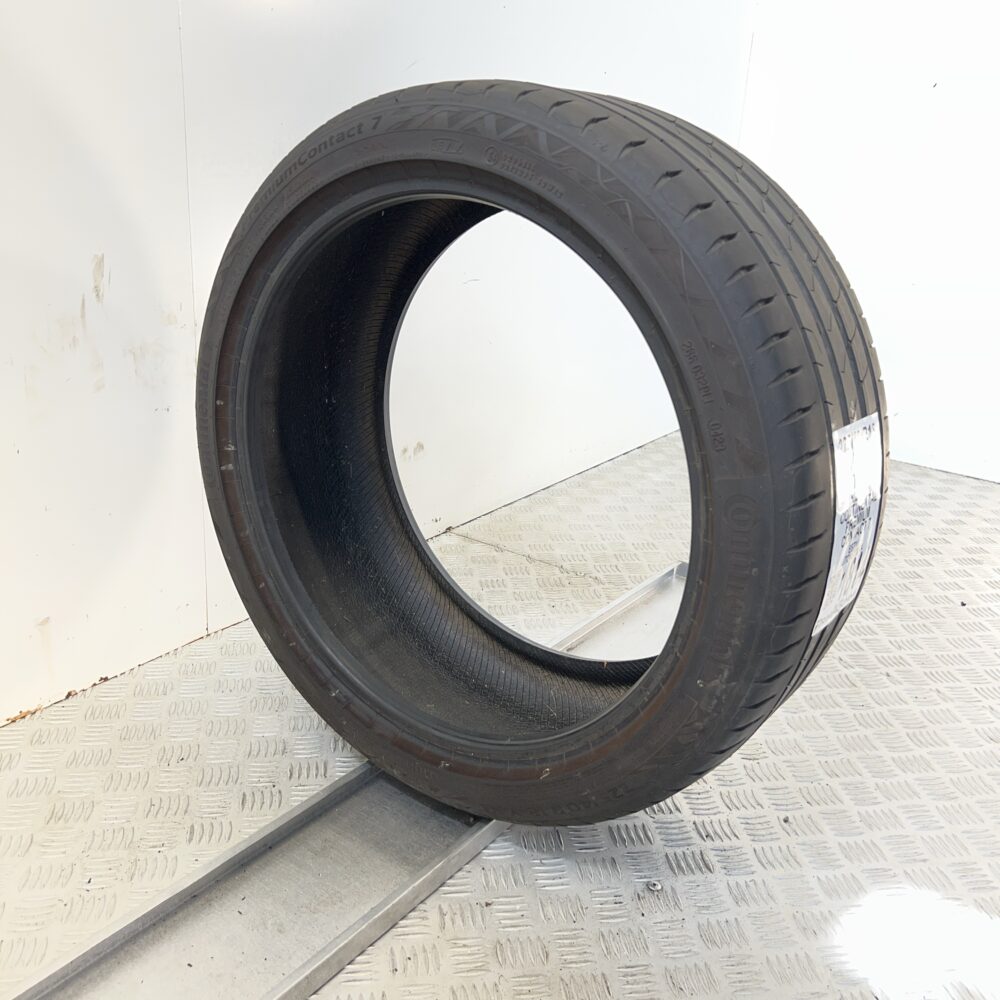 Pneumatico Usato 225 40 R18 XL 92Y CONTINENTAL Premium Contact 7 74% Estivo | Gomme Usate | PrimaGomme.it Pneumatico usato 225 40 R18 CONTINENTAL Premium Contact 7