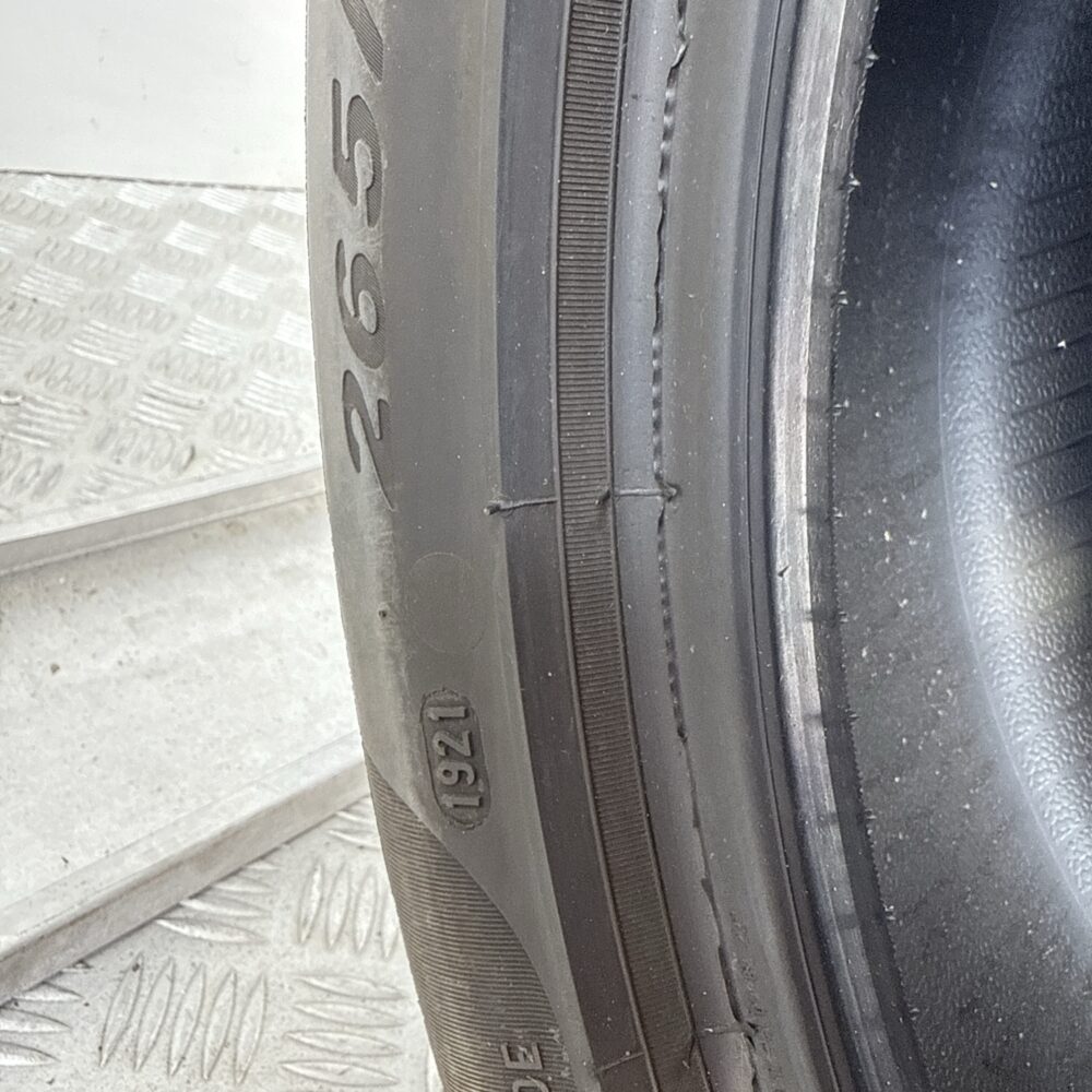Pneumatico Usato 265 40 R21 101Y Pirelli P Zero Estivo | Gomme Usate | PrimaGomme.it Pneumatico usato 265 40 R21 Pirelli P Zero