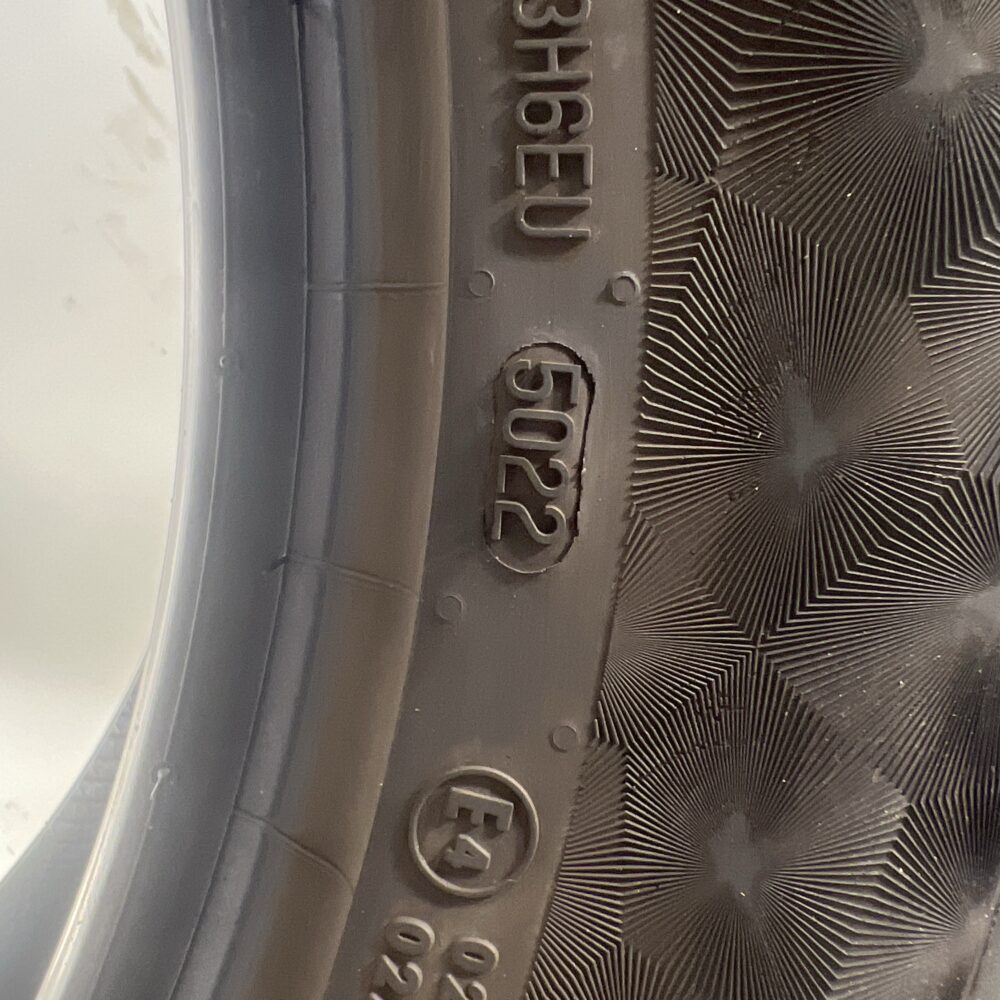 Gomme Usate 235 55 R19 XL 105V Continental PremiumContact 6 67% Estive | Gomme Usate | PrimaGomme.it Gomme Usate 235 55 R19 XL 105V Continental PremiumContact 6 67% Estive - immagine 7