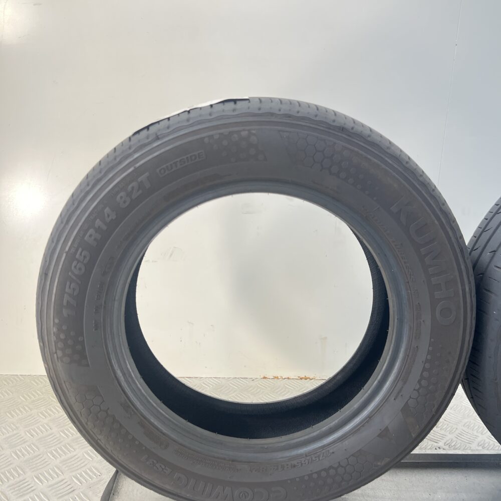 Pneumatici Usati 175 65 R14 82T Kumho Ecowing ES31 Estive | Gomme Usate | PrimaGomme.it Pneumatici usati 175 65 R14 Kumho Ecowing ES31 - foto 3