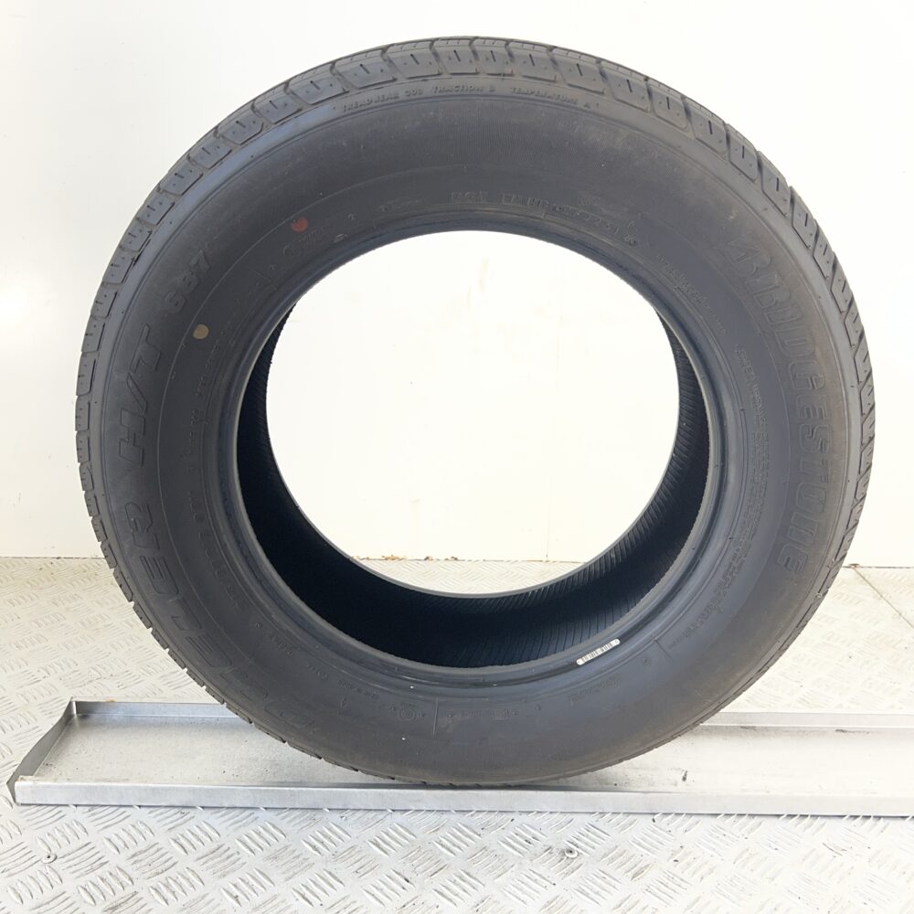 Pneumatico Usato 215 65 R16 98V Bridgestone Dueler H/T 687 89% Estivo | Gomme Usate | PrimaGomme.it Pneumatico usato 215 65 R16 Bridgestone Dueler H/T 687 - foto 2