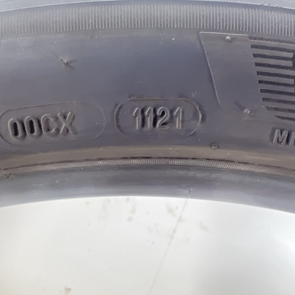 Gomma Usata 225 45 R19 96W Michelin Pilot Sport 4 68% Estiva | Gomme Usate | PrimaGomme.it Gomma Usata 225 45 R19 96W Michelin Pilot Sport 4 68% Estiva - immagine 5