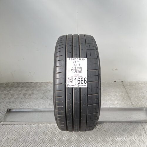 Gomma Usata 235 35 R19 91Y Pirelli P Zero 62% Estiva