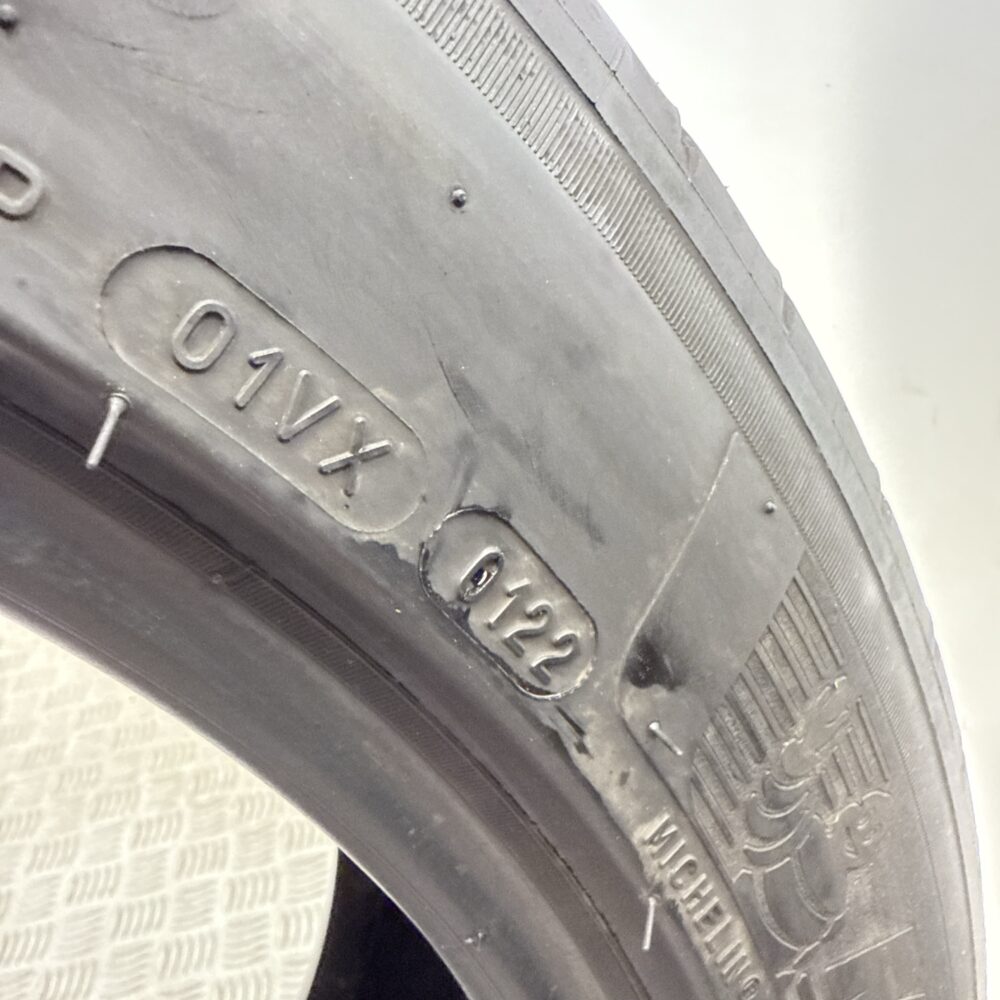 Pneumatici Usati 245 45 R19 XL 102Y Michelin Pilot Sport 4 Estive | Gomme Usate | PrimaGomme.it Pneumatici usati 245 45 R19 Michelin Pilot Sport 4 - foto 3