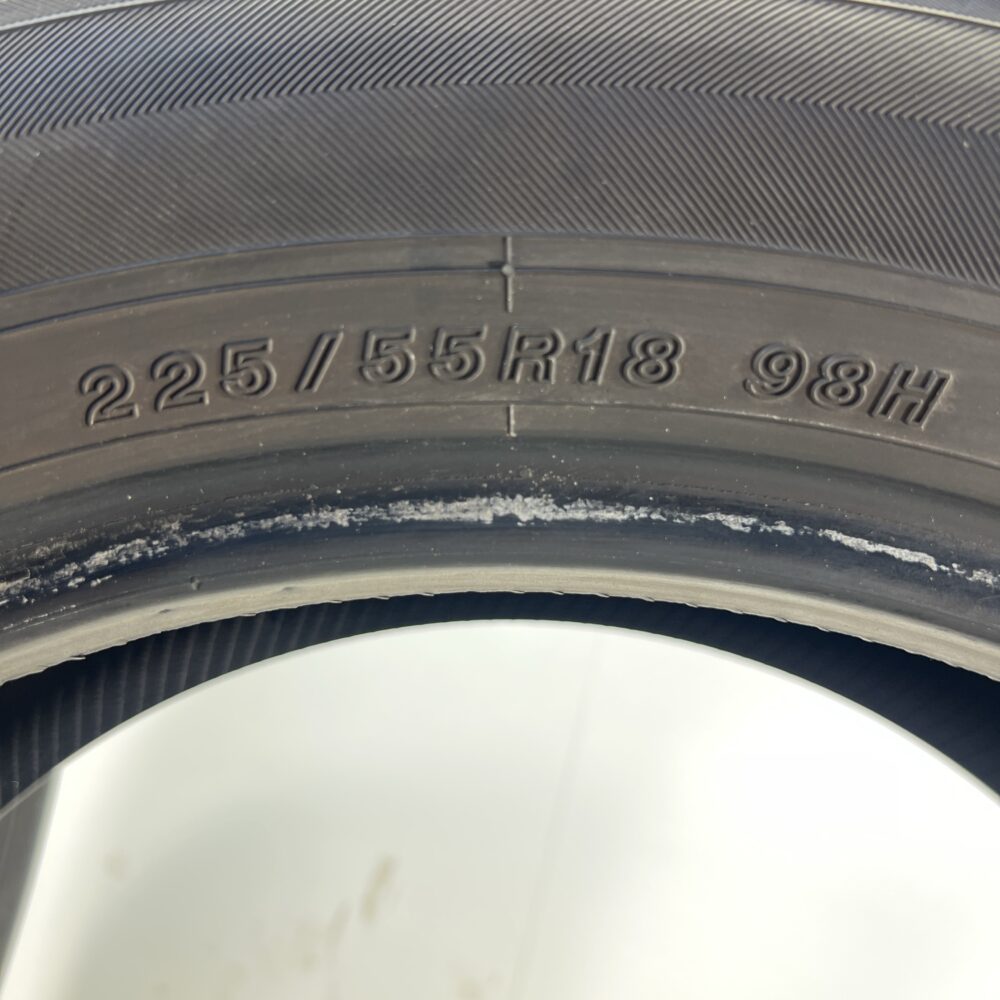 Gomme Usate 225 55 R18 98H Yokohama Blu Earth E70 Estive | Gomme Usate | PrimaGomme.it Gomme Usate 225 55 R18 98H Yokohama Blu Earth E70 Estive - immagine 10
