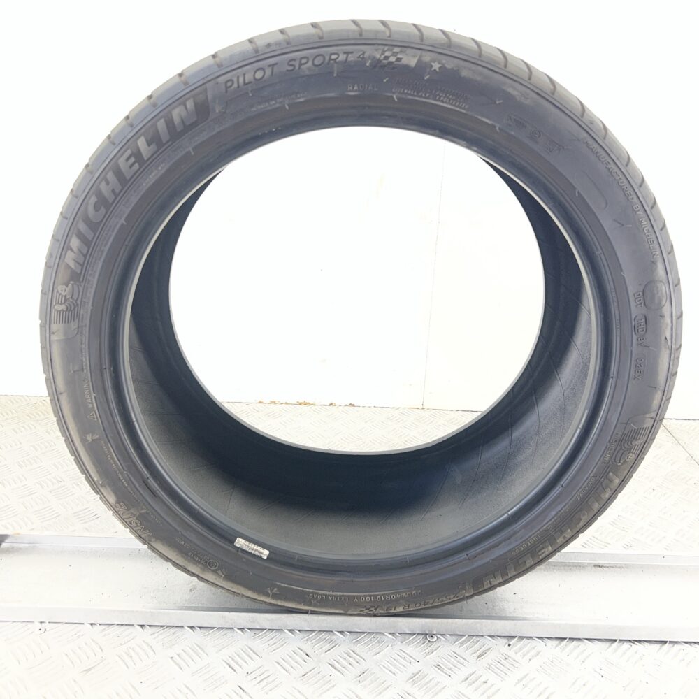 Gomma Usata 225 40 R19 100Y Michelin Pilot Sport 4 Estiva | Gomme Usate | PrimaGomme.it Gomma Usata 225 40 R19 100Y Michelin Pilot Sport 4 Estiva - immagine 8