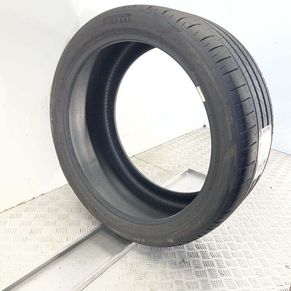 Pneumatico Usato 295 35 ZR22 108Y PIRELLI P ZERO 93% Estivo | Gomme Usate | PrimaGomme.it Pneumatico usato 295 35 ZR22 PIRELLI P ZERO