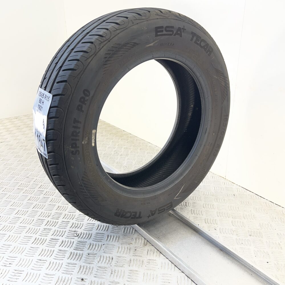 Pneumatico Usato 185 65 R15 88H ESA TECAR Spirit Pro 71% Estivo | Gomme Usate | PrimaGomme.it Pneumatico usato 185 65 R15 ESA TECAR Spirit Pro - foto 2