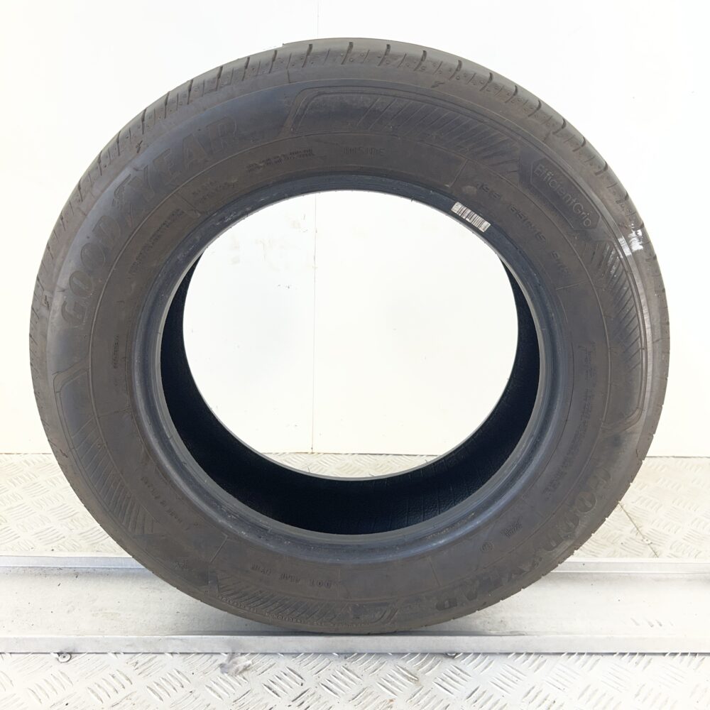 Pneumatico Usato 195 65 R15 91H Goodyear Efficient Grip Performance 2 Estivo | Gomme Usate | PrimaGomme.it Pneumatico usato 195 65 R15 Goodyear Efficient Grip Performance 2