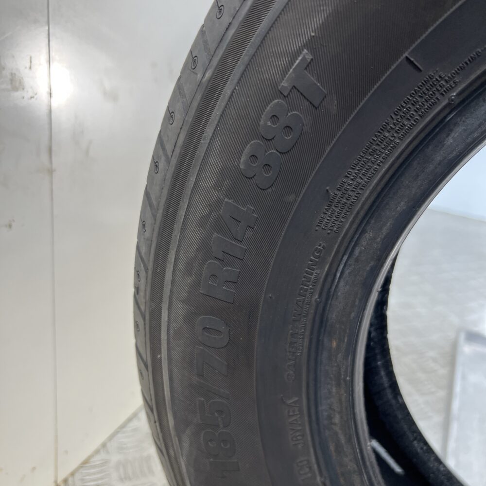 Pneumatico Usato 185 70 R14 88T Kumho Ecowing ES31 71% Estivo | Gomme Usate | PrimaGomme.it Pneumatico usato 185 70 R14 Kumho Ecowing ES31 - foto 3