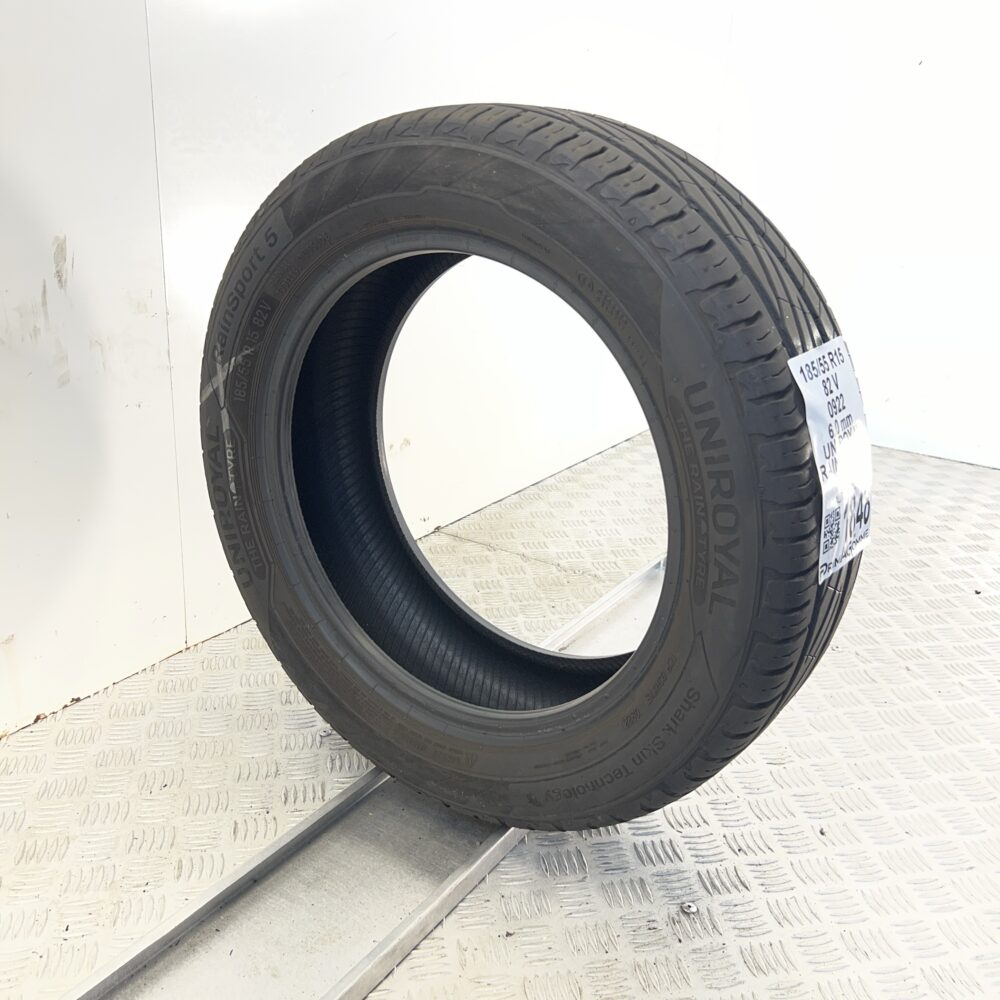 Pneumatico Usato 185 55 R15 82V UNIROYAL Rainsport 5 86% Estivo | Gomme Usate | PrimaGomme.it Pneumatico usato 185 55 R15 UNIROYAL Rainsport 5