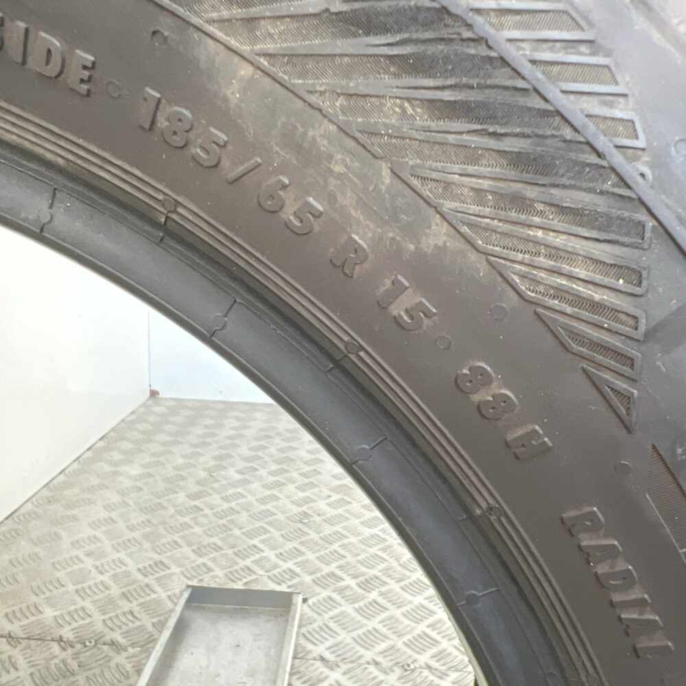 Pneumatico Usato 185 65 R15 88H ESA TECAR Spirit Pro 71% Estivo | Gomme Usate | PrimaGomme.it Pneumatico usato 185 65 R15 ESA TECAR Spirit Pro - foto 4