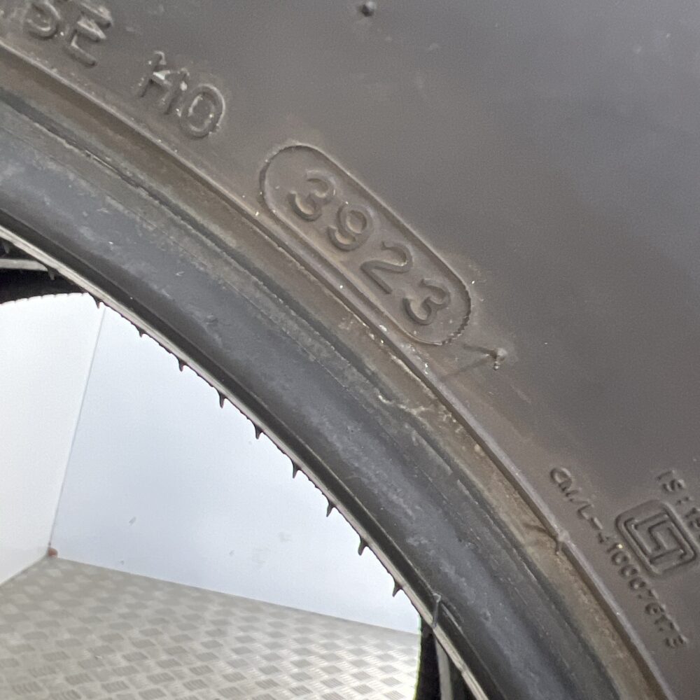 Pneumatici Usati 215 65 R17 99V HANKOOK Ventus S1EVO 3 Estive | Gomme Usate | PrimaGomme.it Pneumatici usati 215 65 R17 HANKOOK Ventus S1EVO 3 - foto 5