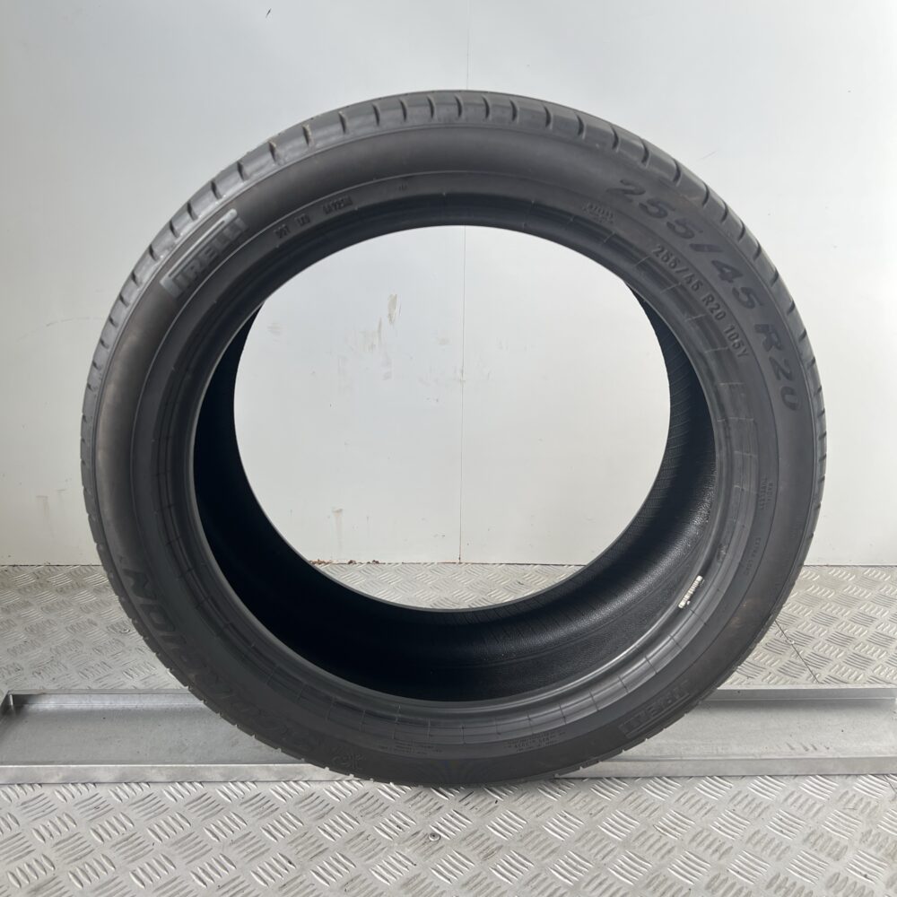 Pneumatico Usato 255 45 R20 105Y Pirelli Scorpion 86% Estivo | Gomme Usate | PrimaGomme.it Pneumatico usato 255 45 R20 Pirelli Scorpion