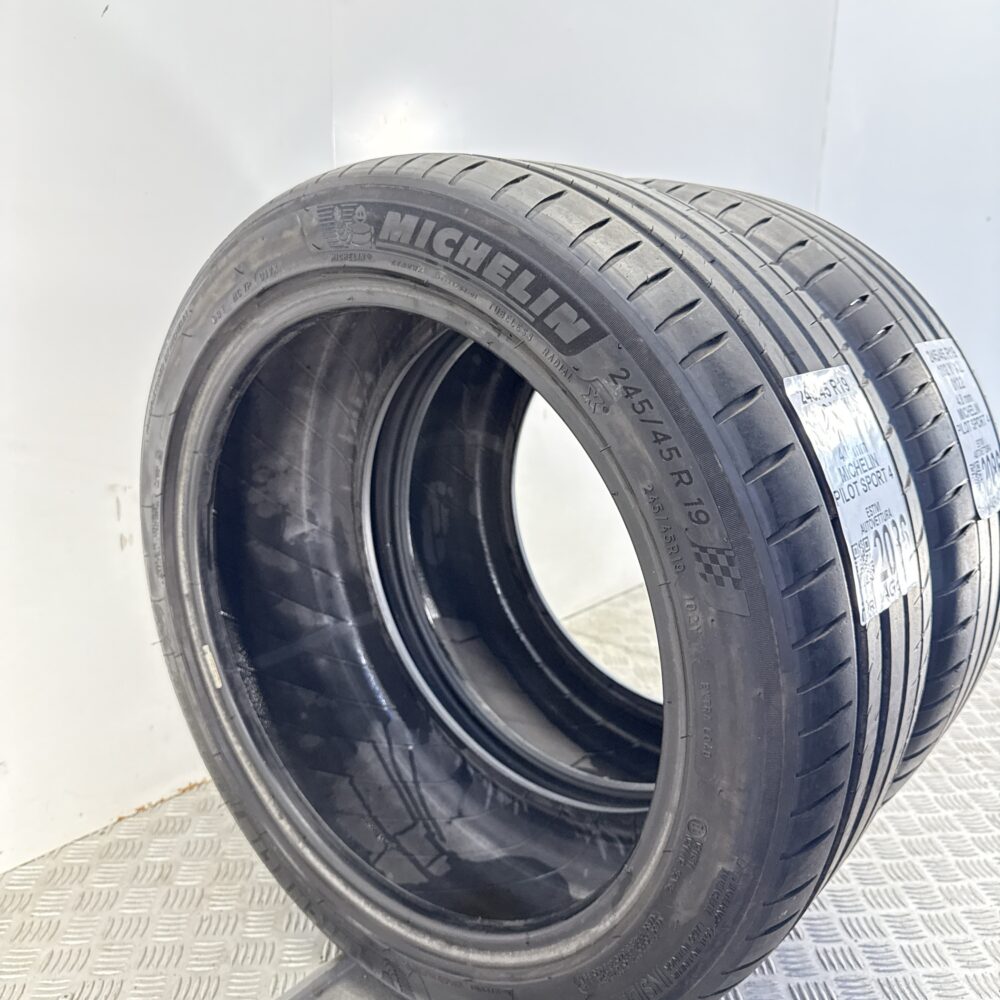 Pneumatici Usati 245 45 R19 XL 102Y Michelin Pilot Sport 4 Estive | Gomme Usate | PrimaGomme.it Pneumatici usati 245 45 R19 Michelin Pilot Sport 4 - foto 7