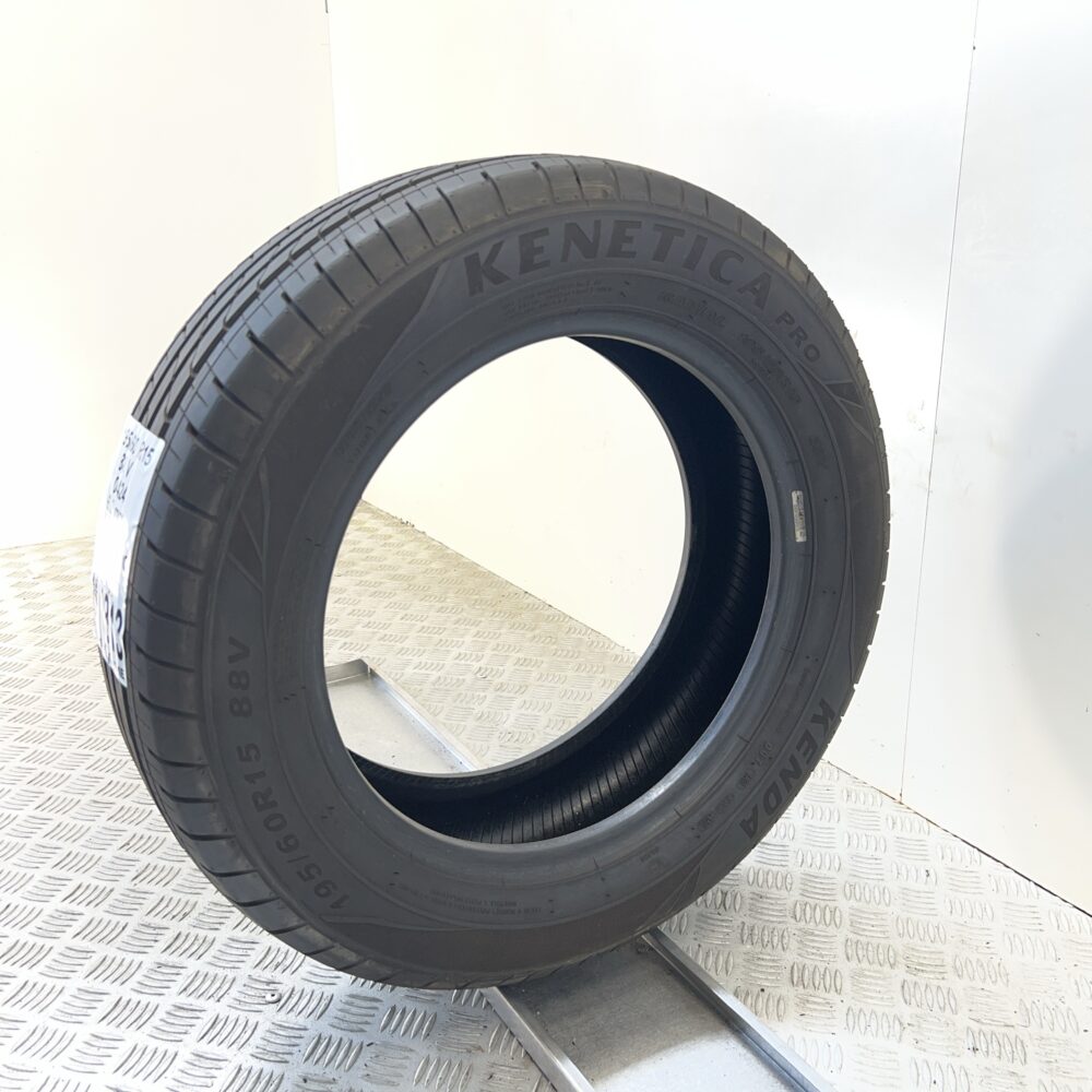Pneumatico Usato 195 60 R15 88V KENDA Kenetica Pro 89% Estivo | Gomme Usate | PrimaGomme.it Pneumatico usato 195 60 R15 KENDA Kenetica Pro - foto 2