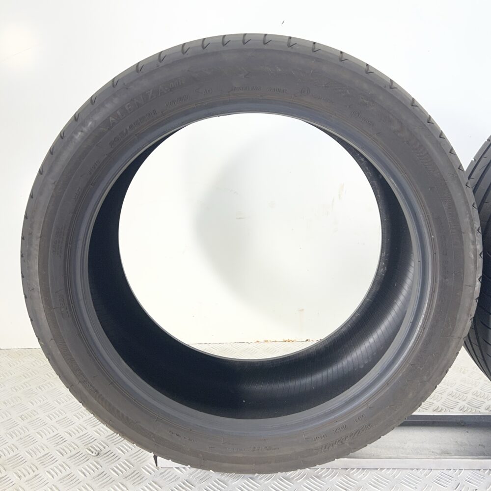 Gomme Usate 265 45 R21 108H Bridgestone Alenza 001 68% Estive | Gomme Usate | PrimaGomme.it Gomme Usate 265 45 R21 108H Bridgestone Alenza 001 68% Estive - immagine 5