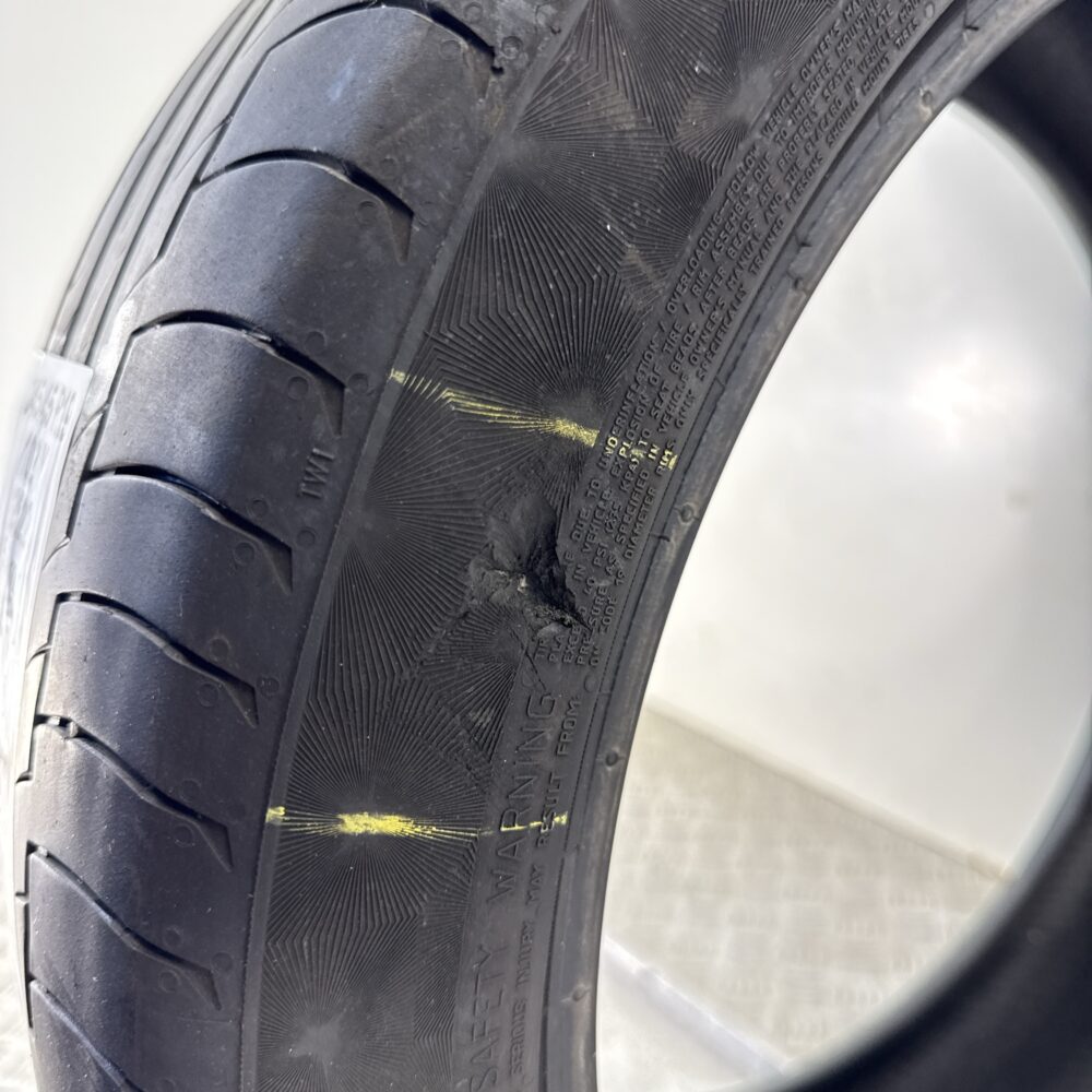 Pneumatico Usato 245 45 R19 102Y Continental Premium Contact 6 79% Estivo | Gomme Usate | PrimaGomme.it Pneumatico usato 245 45 R19 Continental Premium Contact 6