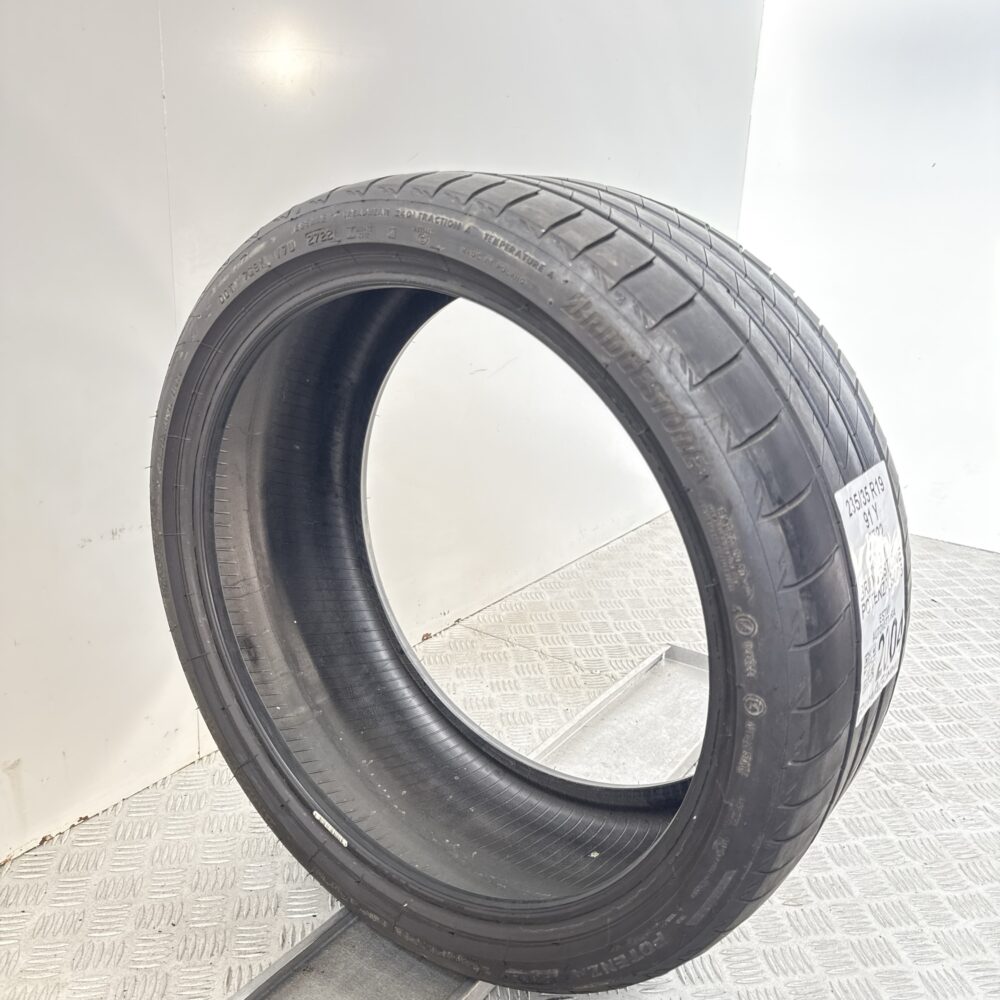 Pneumatico Usato 235 35 R19 91Y Bridgestone Potenza S005 Estivo | Gomme Usate | PrimaGomme.it Pneumatico usato 235 35 R19 Bridgestone Potenza S005 - foto 4