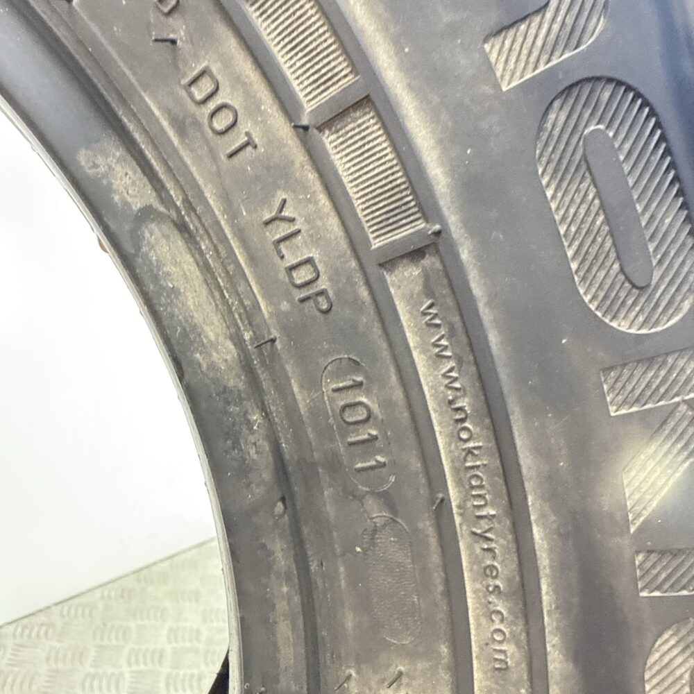 Pneumatici Usati 225 70 R15C 112/110S Nokian Hakka Cargo 84% Estive | Gomme Usate | PrimaGomme.it Pneumatici usati 225 70 R15C Nokian Hakka Cargo