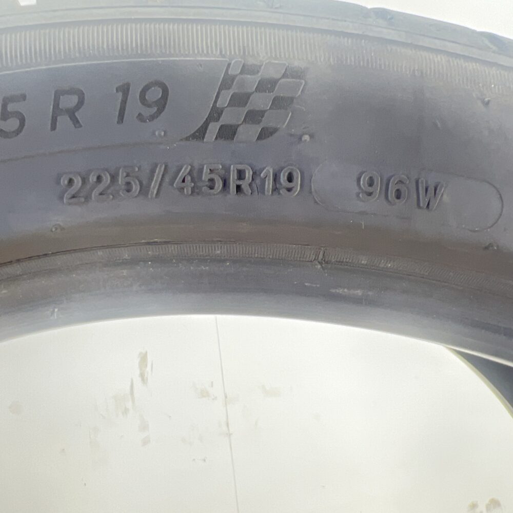 Gomma Usata 225 45 R19 96W Michelin Pilot Sport 4 68% Estiva | Gomme Usate | PrimaGomme.it Gomma Usata 225 45 R19 96W Michelin Pilot Sport 4 68% Estiva - immagine 6