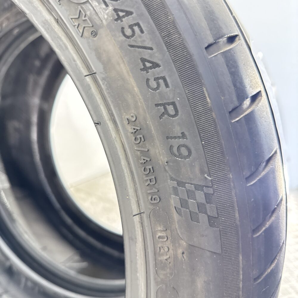 Pneumatici Usati 245 45 R19 XL 102Y Michelin Pilot Sport 4 Estive | Gomme Usate | PrimaGomme.it Pneumatici usati 245 45 R19 Michelin Pilot Sport 4 - foto 5