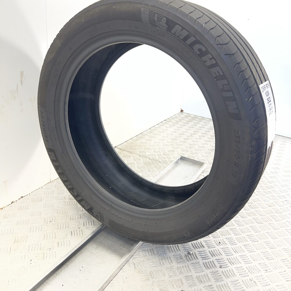 Pneumatico Usato 235 50 R19 103V MICHELIN Primacy 4 Estivo | Gomme Usate | PrimaGomme.it Pneumatico usato 235 50 R19 MICHELIN Primacy 4