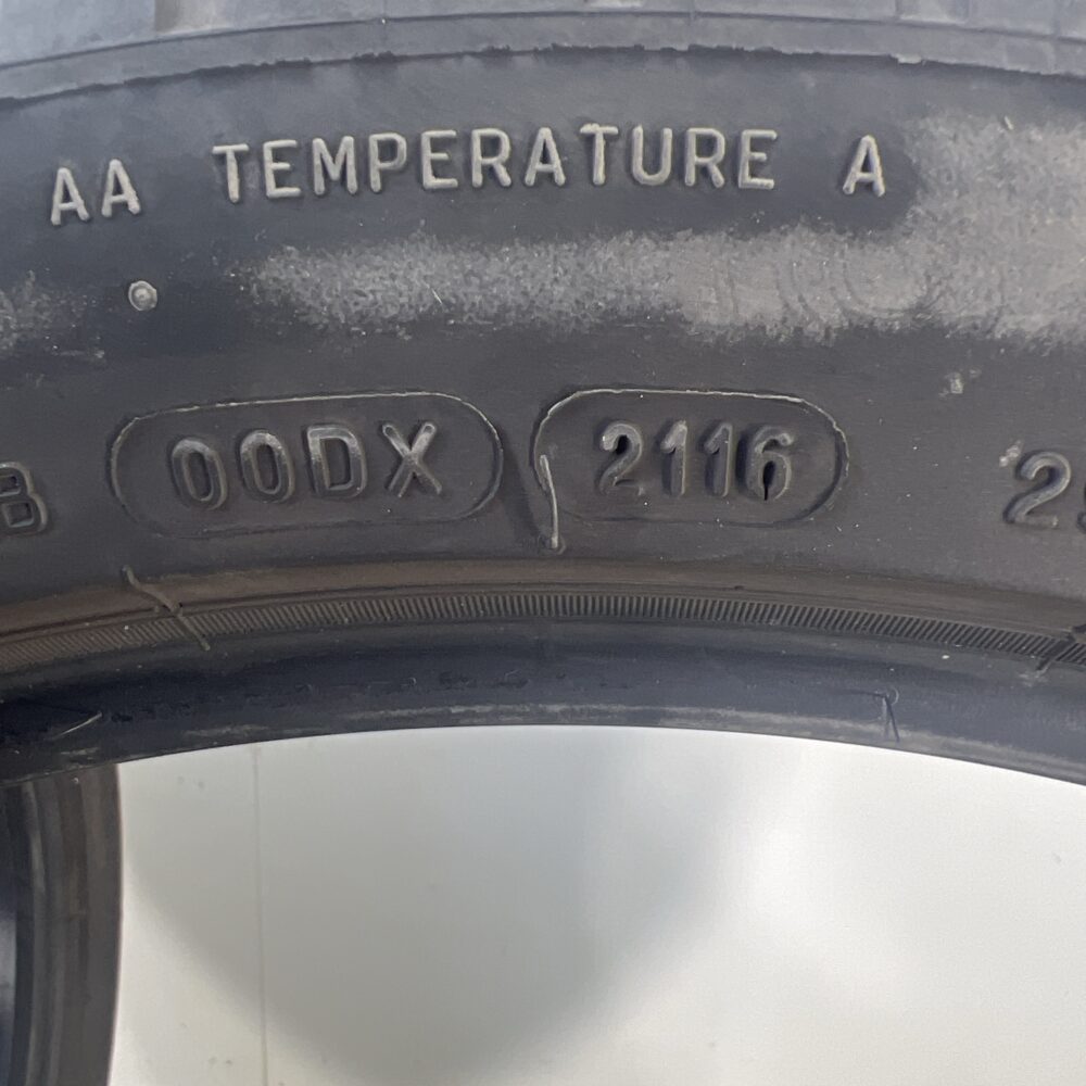 Gomme Usate 295 35 ZR21 XL 107Y Michelin Latitude Sport 3 Estive | Gomme Usate | PrimaGomme.it Gomme Usate 295 35 ZR21 XL 107Y Michelin Latitude Sport 3 Estive - immagine 8