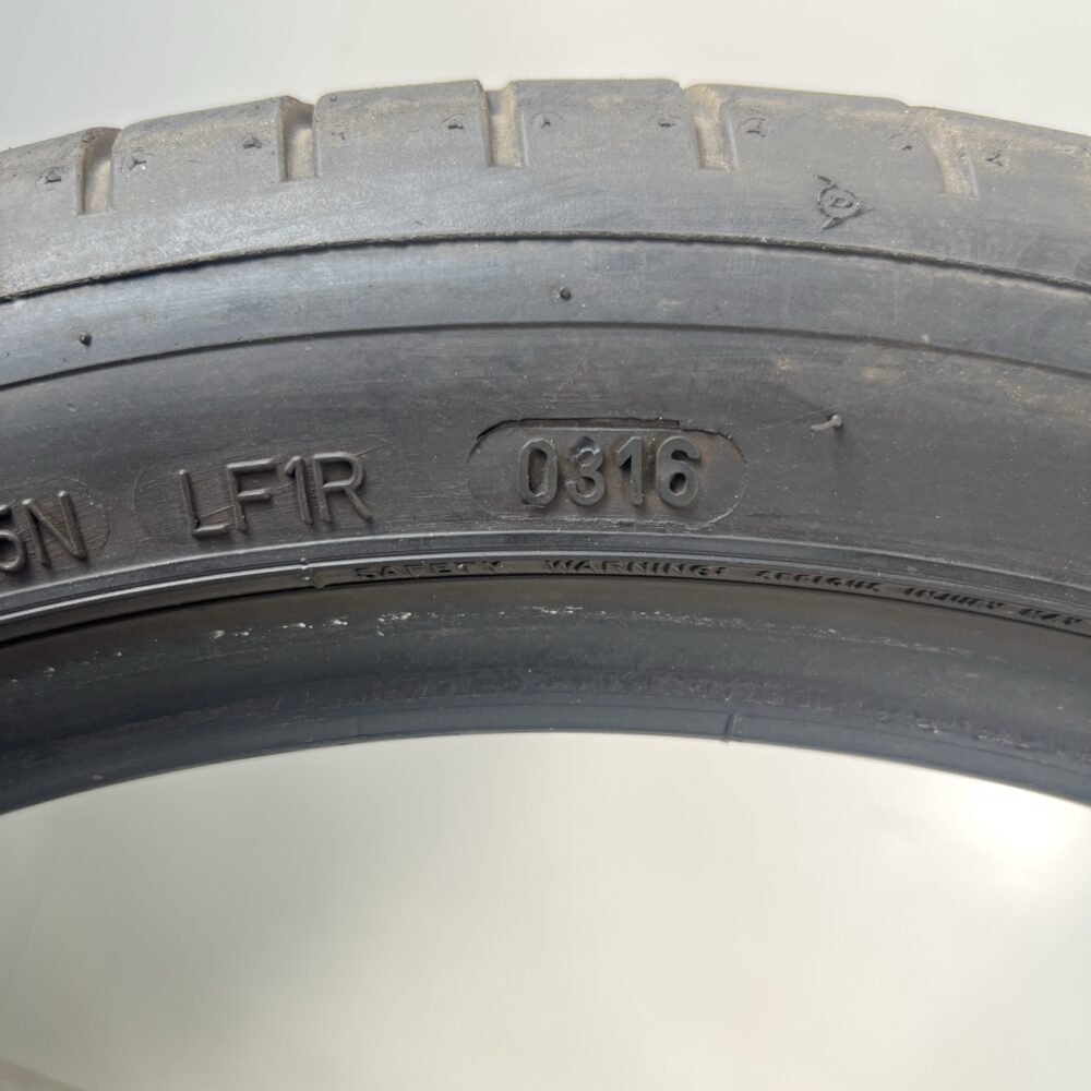 Gomme Usate 225 40 ZR18 92Y Dunlop Sport Maxx RT2 Estive | Gomme Usate | PrimaGomme.it Gomme Usate 225 40 ZR18 92Y Dunlop Sport Maxx RT2 Estive - immagine 10